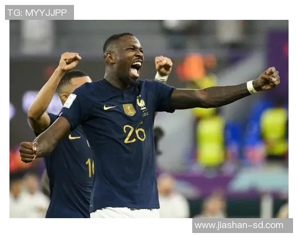 马库斯是哪个足球俱乐部的后卫以及他的职业生涯成就解析